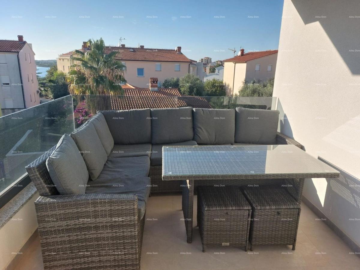 REZERVIRANO. Stan v novogradnji s pogledom na morje, Medulin!