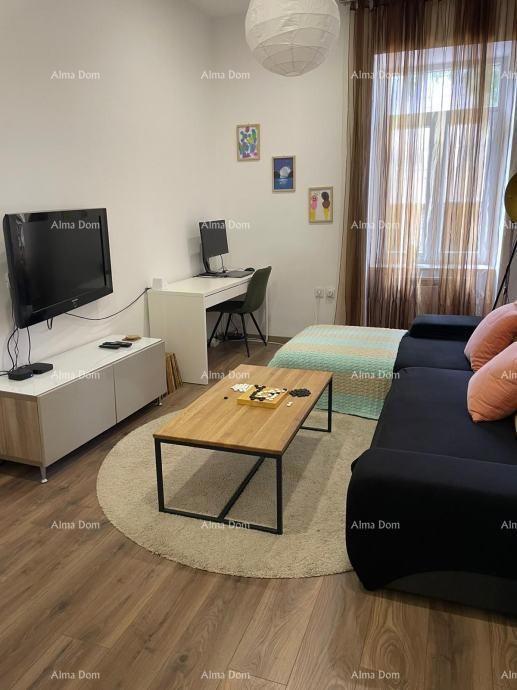 Pula – Renoviran stan na Verudi, idealna lokacija ob morju in centru