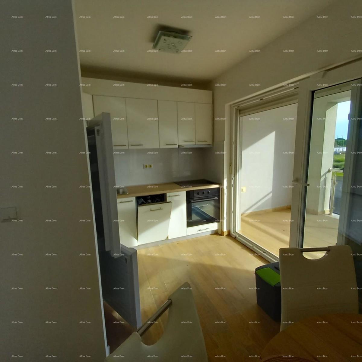 Prodaja opremljenega stanovanja s parkirnim mestom na odlični lokaciji, Fažana!