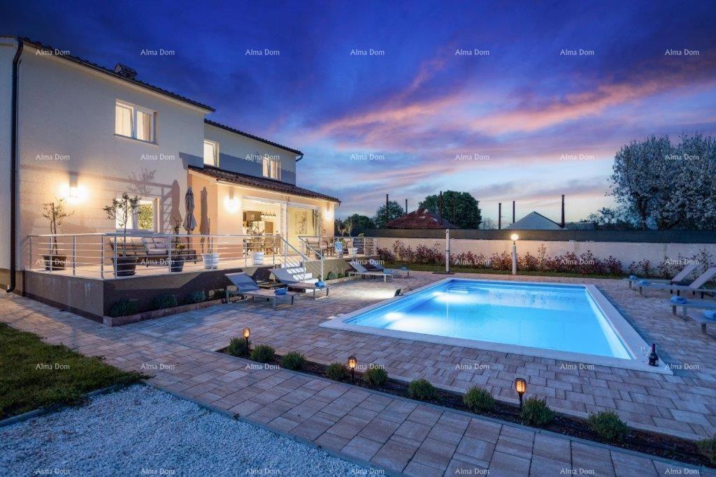 Luksuzna vila s bazenom na prodajo – Istra, okolica Barbana