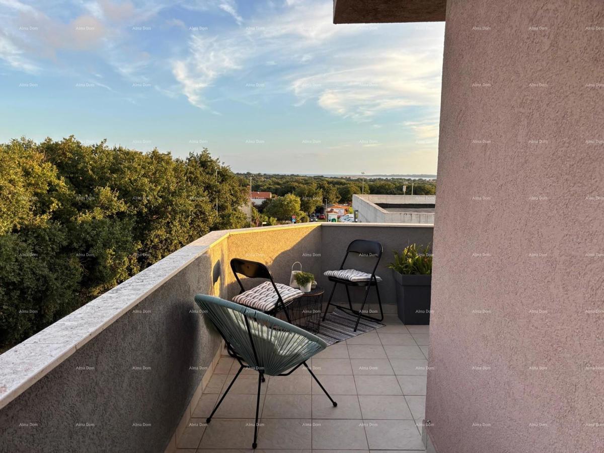 Moderan in prostoren stan s pogledom na morje – Ližnjan, 87,48 m²