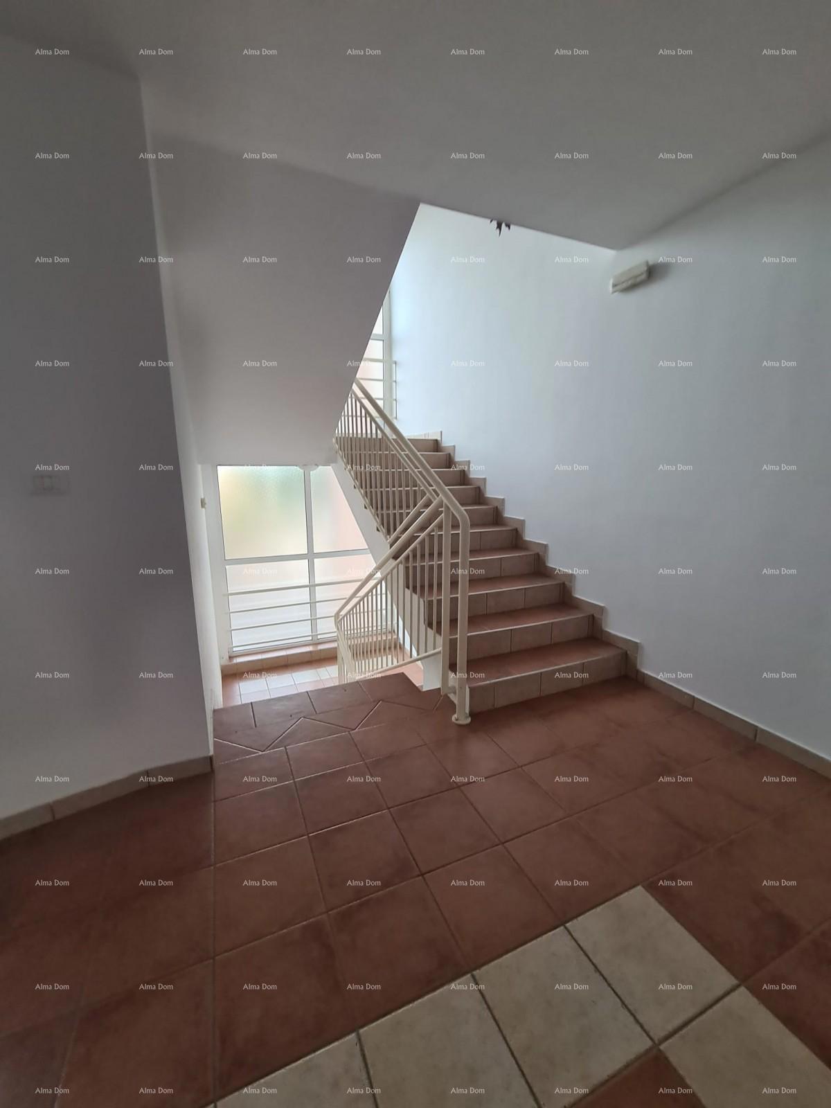 Moderan in prostoren stan s pogledom na morje – Ližnjan, 87,48 m²