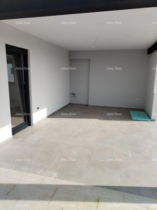 Marčana, hiša 125 m² s bazenom