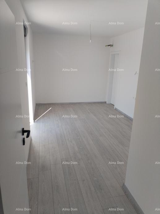 Marčana, hiša 125 m² s bazenom