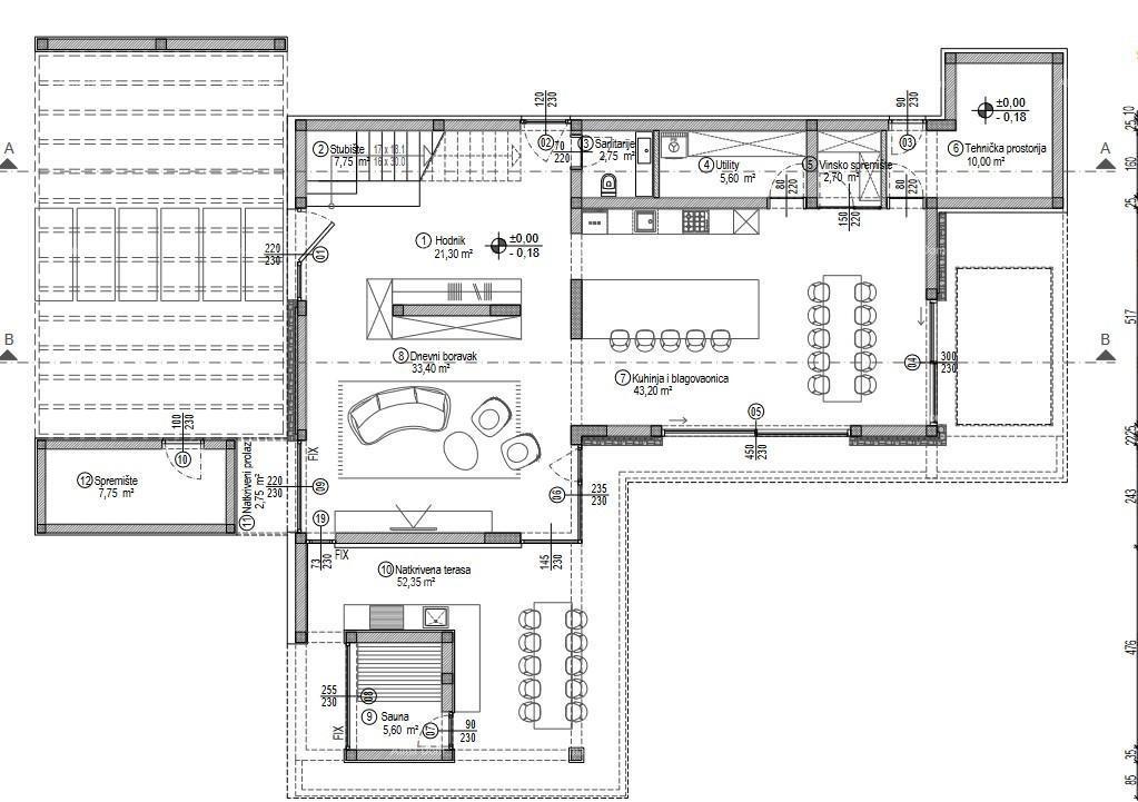 Luksuzna družinska hiša s bazenom na prodaj v Labincih, blizu Poreča
