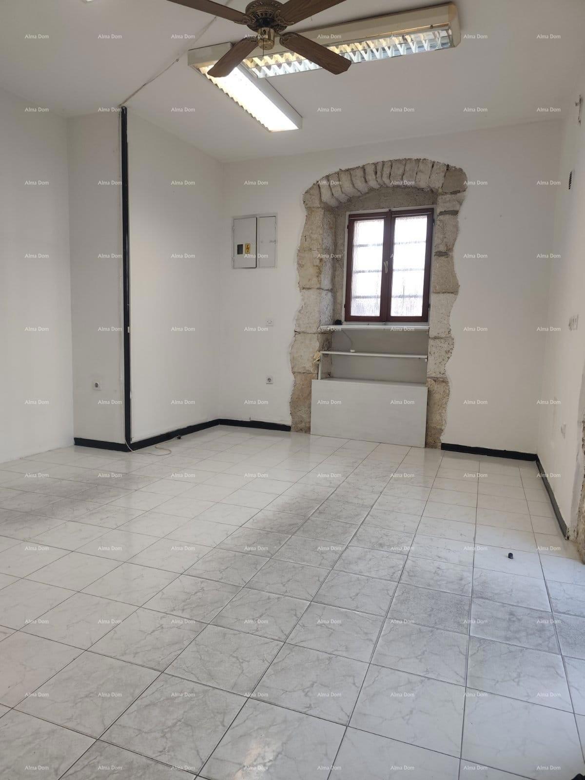 Na prodaj stan, 27 m2 v središču Medulina