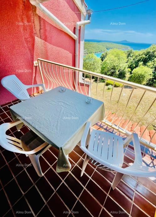 Apartma z galerijo in pogledom na morje – Duga Uvala, 100 m od plaže