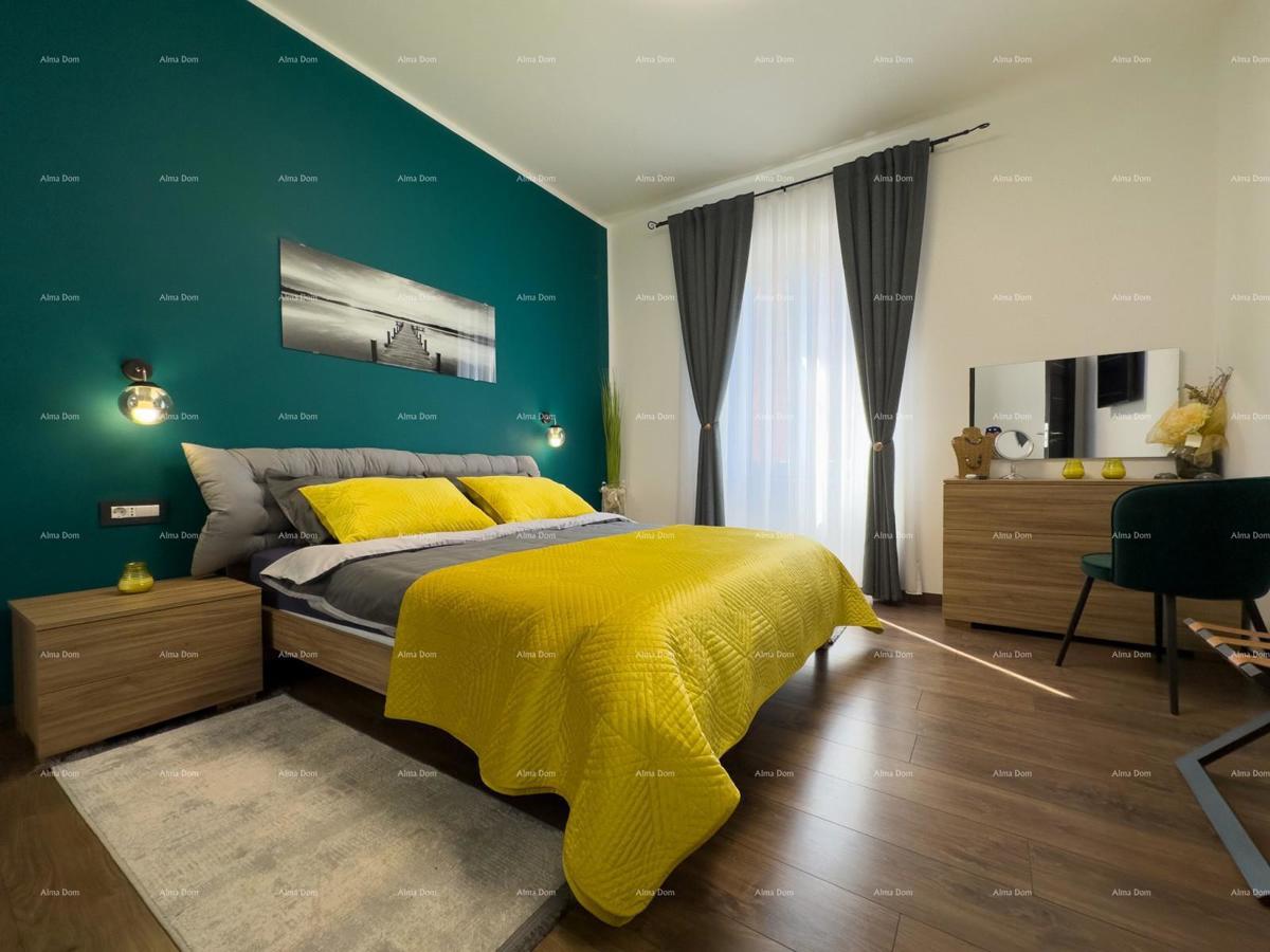 Pulj strogo središče Istarska ulica 500 metrov od Arene Sodobno popolnoma prenovljeno in opremljeno mestno stanovanje