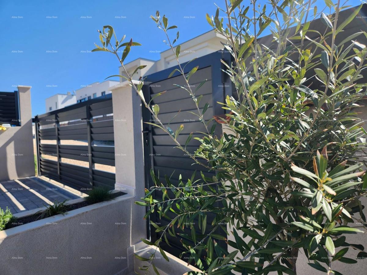 Banjole – Nova samostojna hiša, popolnoma opremljena in takoj vseljiva