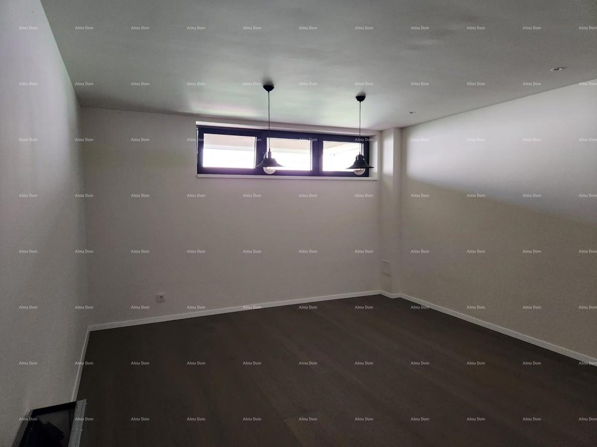 Prvi red do morja! Luksuzna hiša v Umagu, 300 m od morja - popolna za družino z modernimi vsebinami