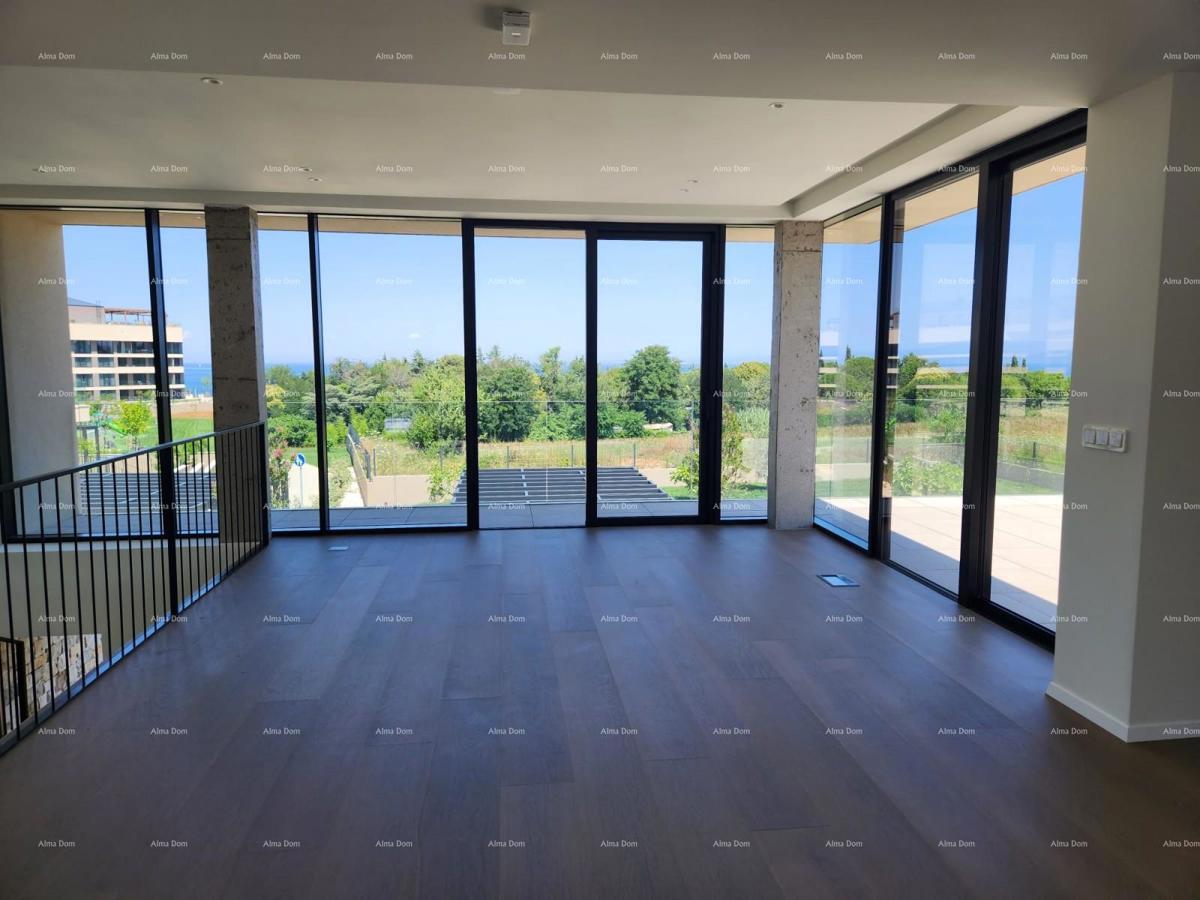 Prvi red do morja! Luksuzna hiša v Umagu, 300 m od morja - popolna za družino z modernimi vsebinami