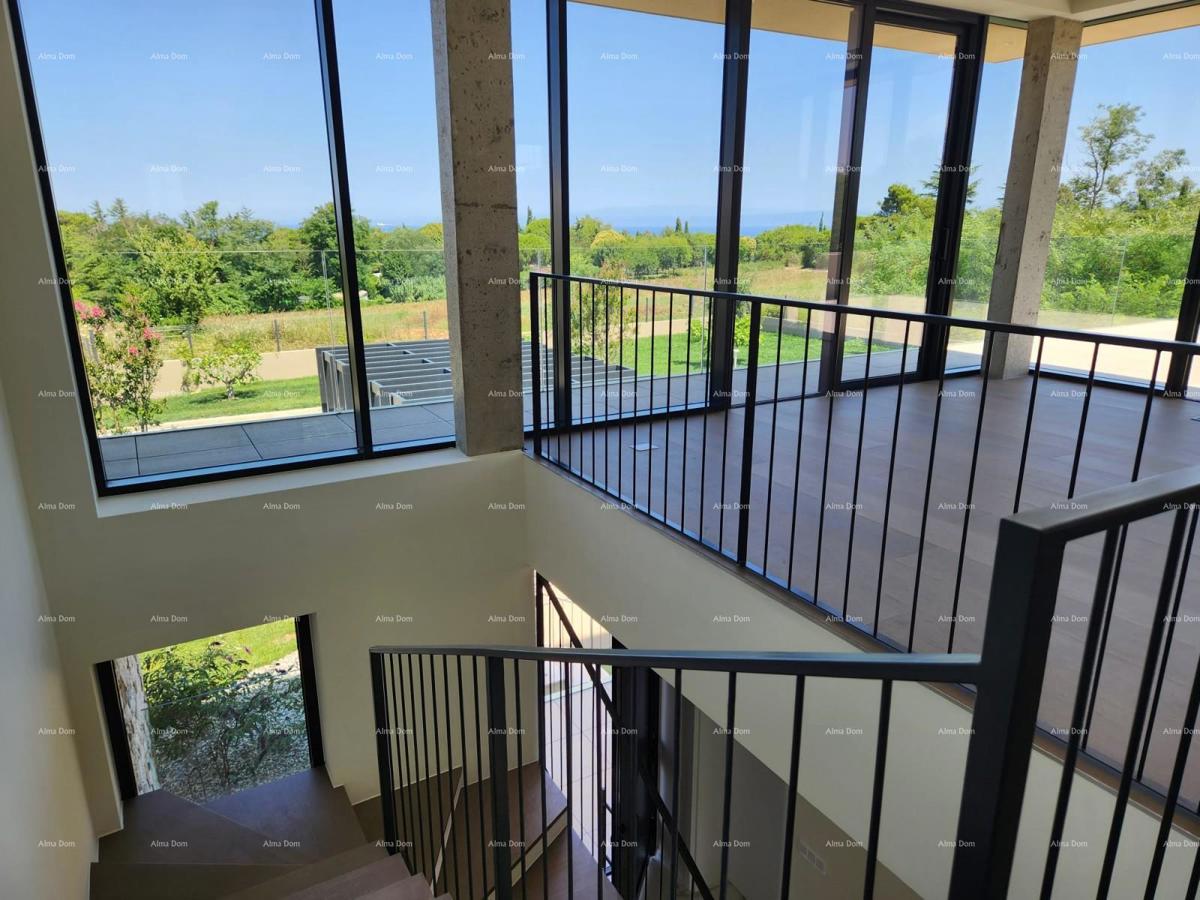 Prvi red do morja! Luksuzna hiša v Umagu, 300 m od morja - popolna za družino z modernimi vsebinami