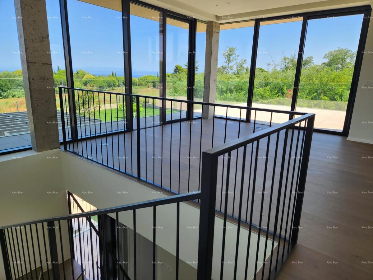 Prvi red do morja! Luksuzna hiša v Umagu, 300 m od morja - popolna za družino z modernimi vsebinami