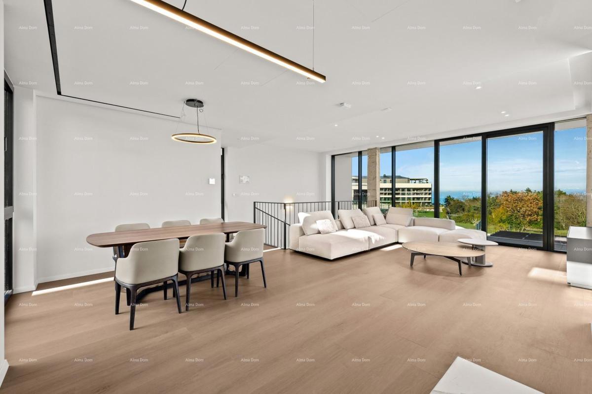 Prvi red do morja! Luksuzna hiša v Umagu, 300 m od morja - popolna za družino z modernimi vsebinami