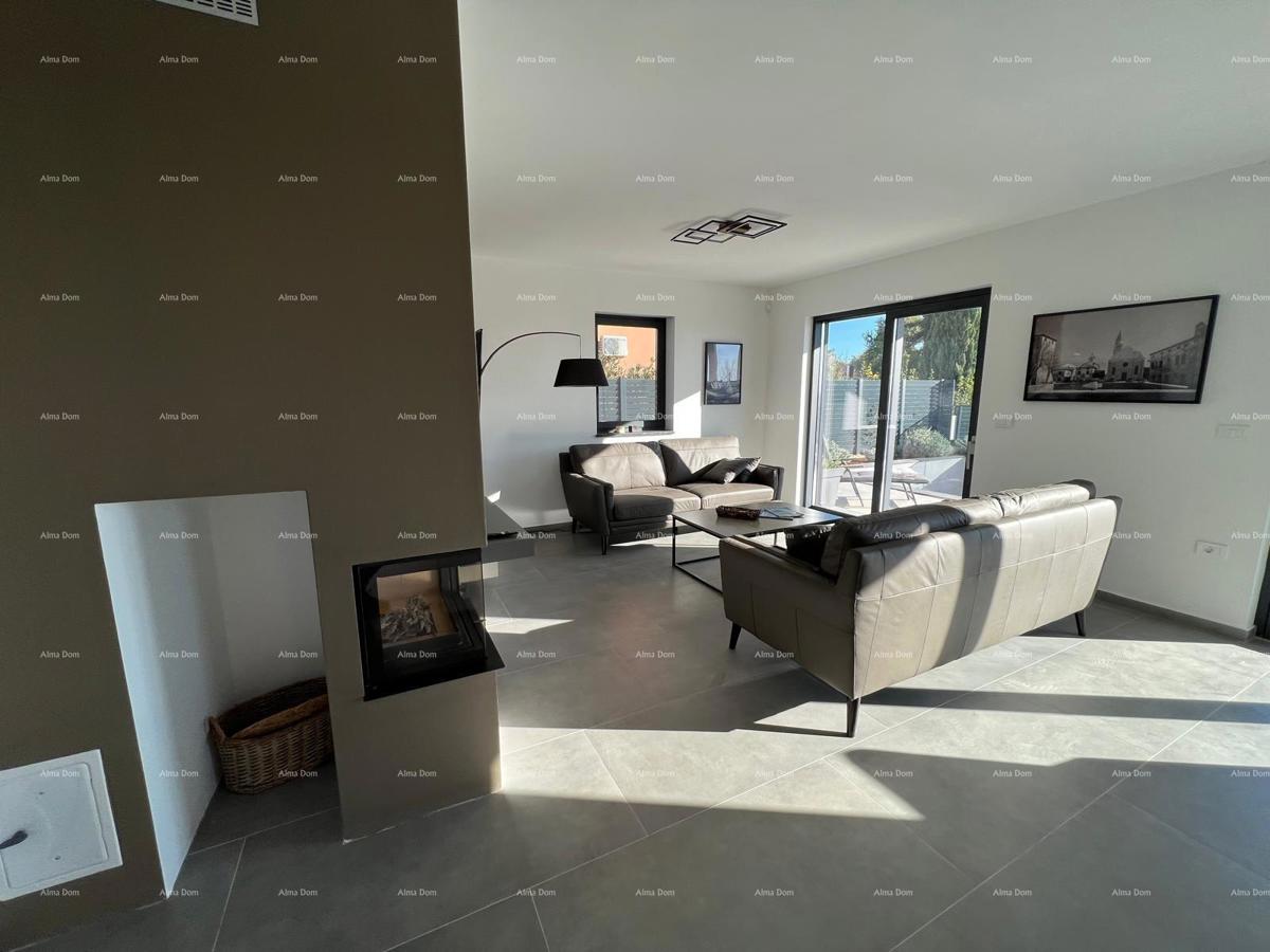 Villa modernog dizajna s bazenom - prodaja, Svetvinčenat!