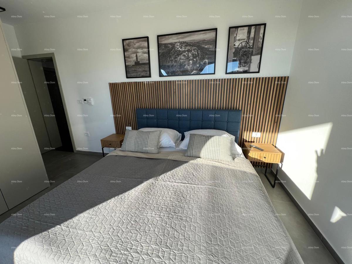 Villa modernog dizajna s bazenom - prodaja, Svetvinčenat!