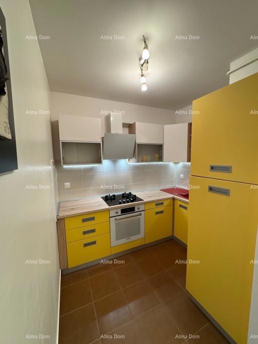 Na prodaj je stan z garažo – Šijana, Pula