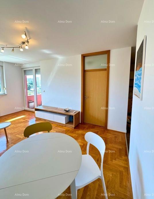 Na prodaj je stan z garažo – Šijana, Pula