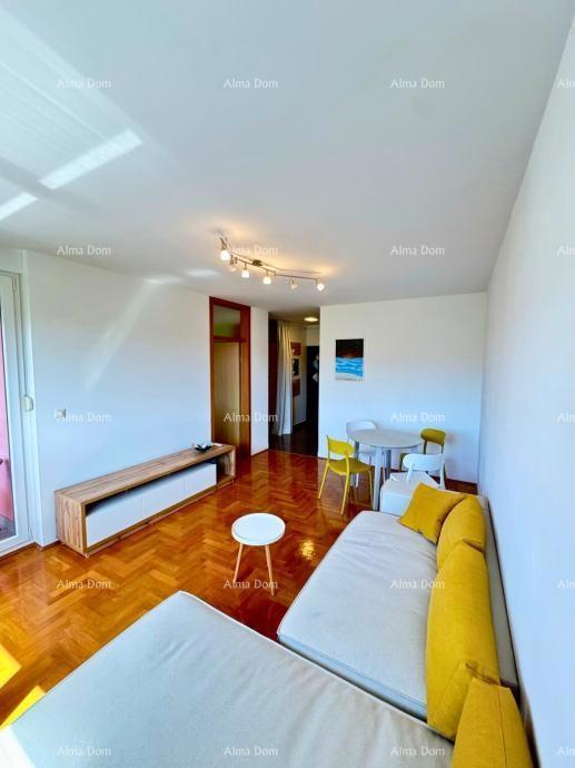 Na prodaj je stan z garažo – Šijana, Pula