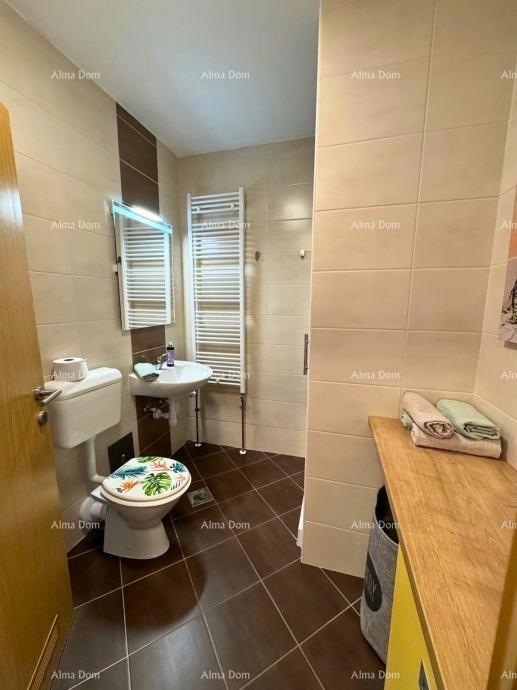 Na prodaj je stan z garažo – Šijana, Pula