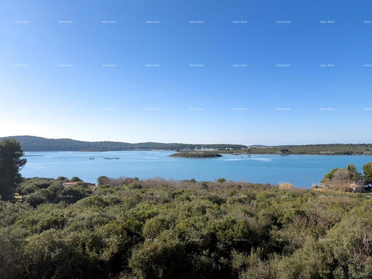 Medulin – Mukalba, PENTHOUSE 104,76 m², NOVOGRADNJA, PRVI VRST DO MORJA