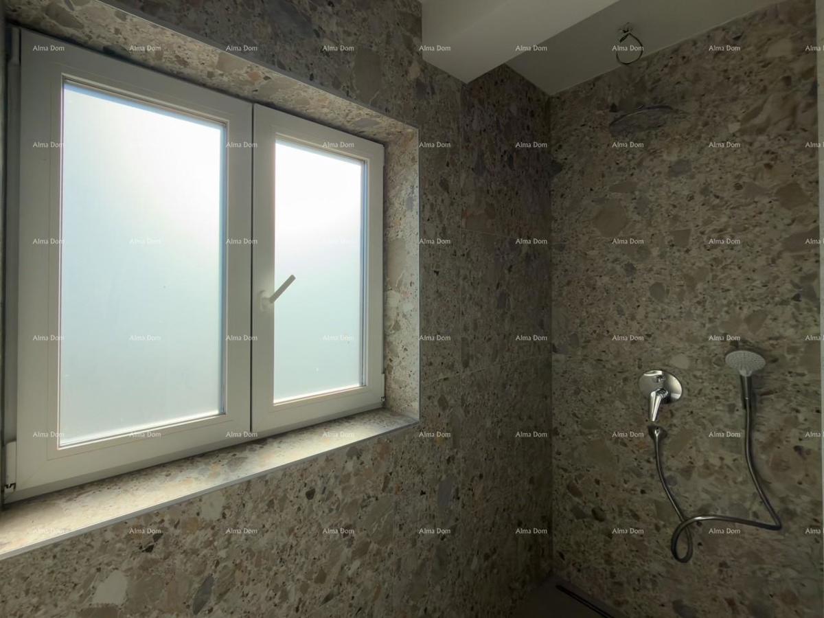 Medulin – Mukalba, PENTHOUSE 104,76 m², NOVOGRADNJA, PRVI VRST DO MORJA