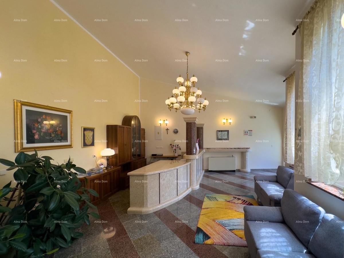 Investicija iz sanj: šarmanten hotel v Krnici, 200 m od morja