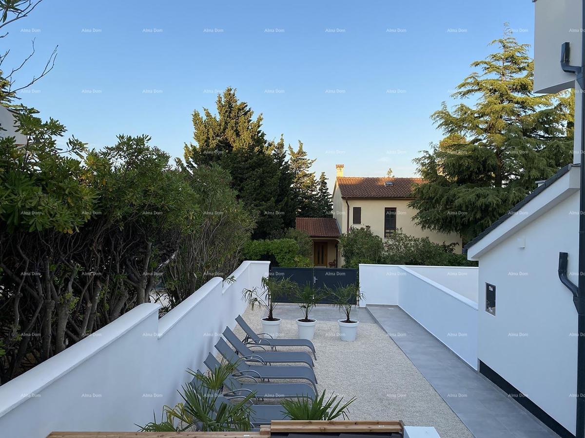 Premantura! Luksuzni stan s pogledom na more!