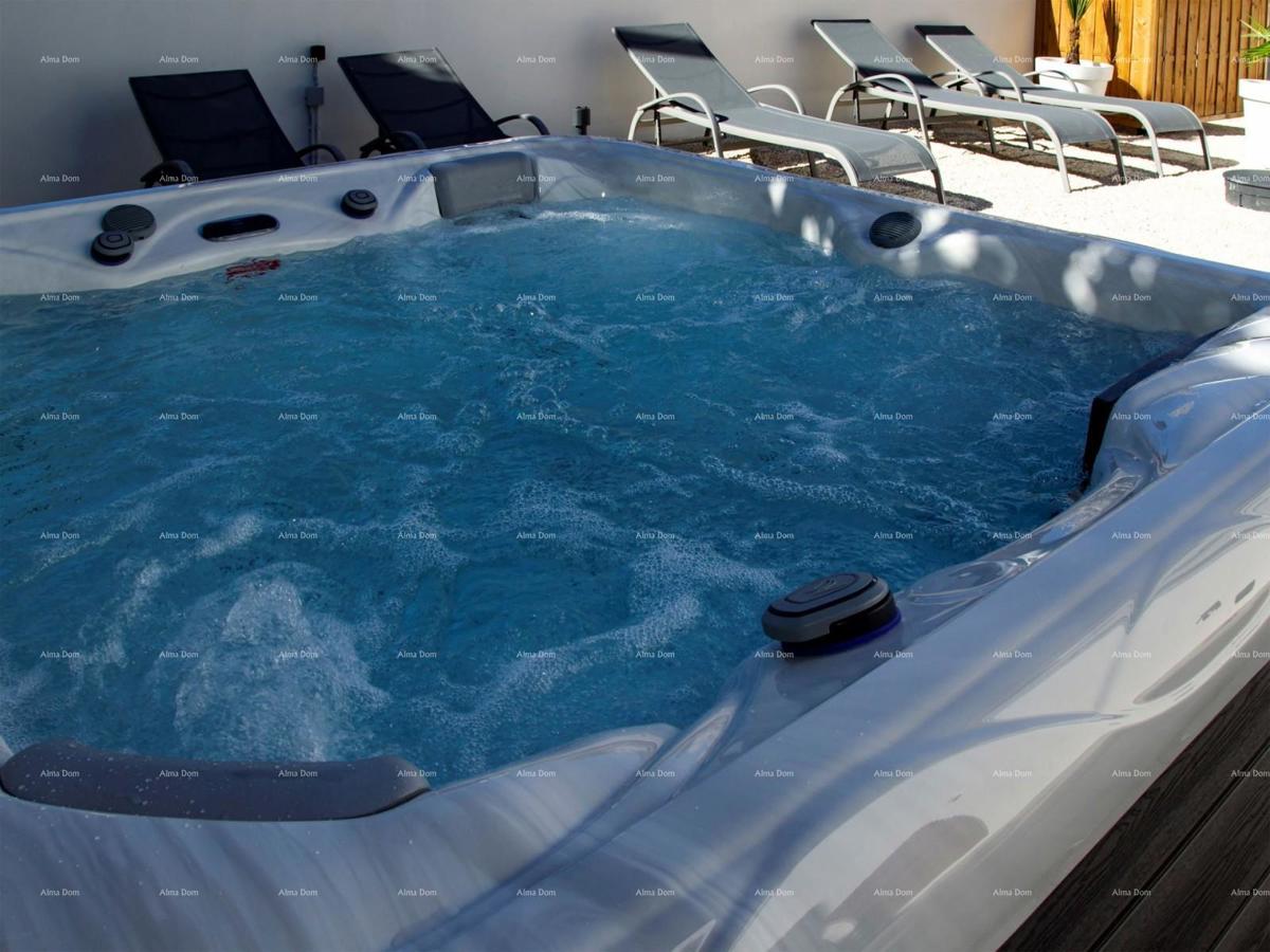 Premantura! Luksuzni stan s pogledom na more!