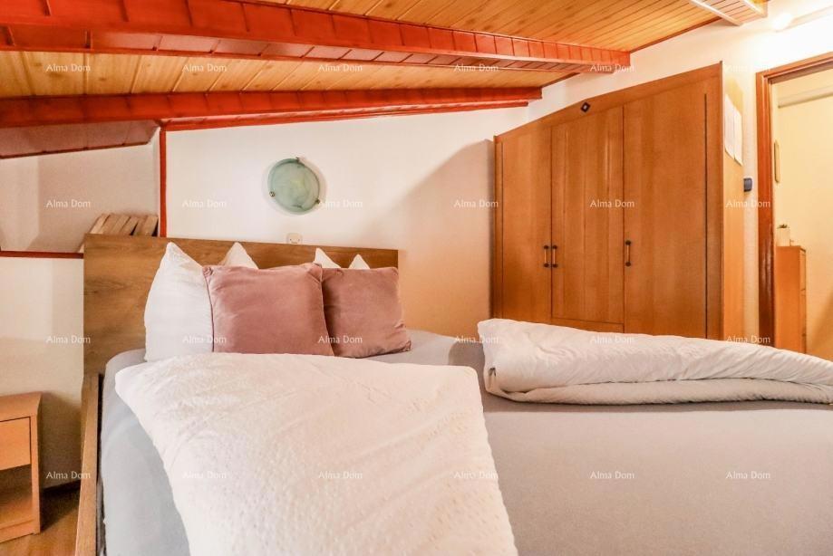 Prekrasen stan v Rovinju – 55 m², dvonadstropen, s pogledom na staro mesto