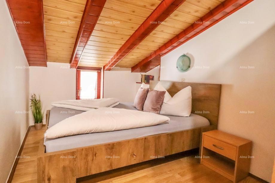 Prekrasen stan v Rovinju – 55 m², dvonadstropen, s pogledom na staro mesto