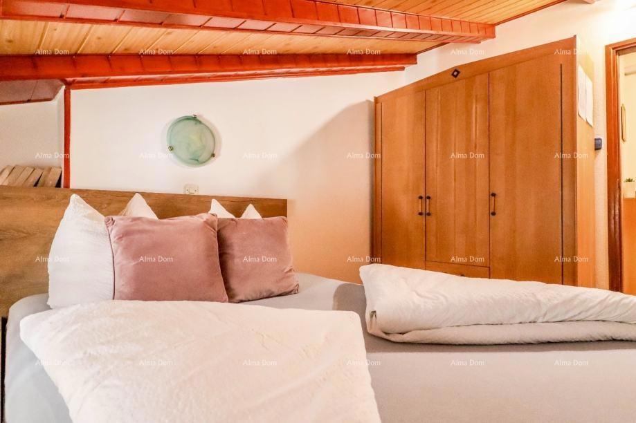 Prekrasen stan v Rovinju – 55 m², dvonadstropen, s pogledom na staro mesto