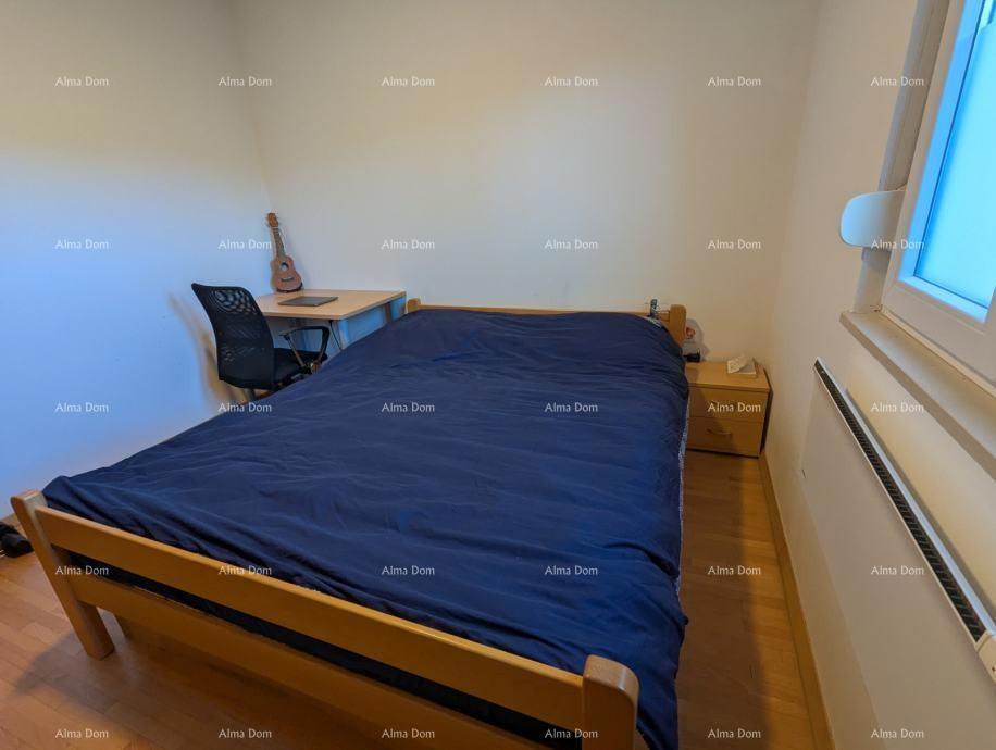 LABIN, Apartma z razgledom na morje in vrtom