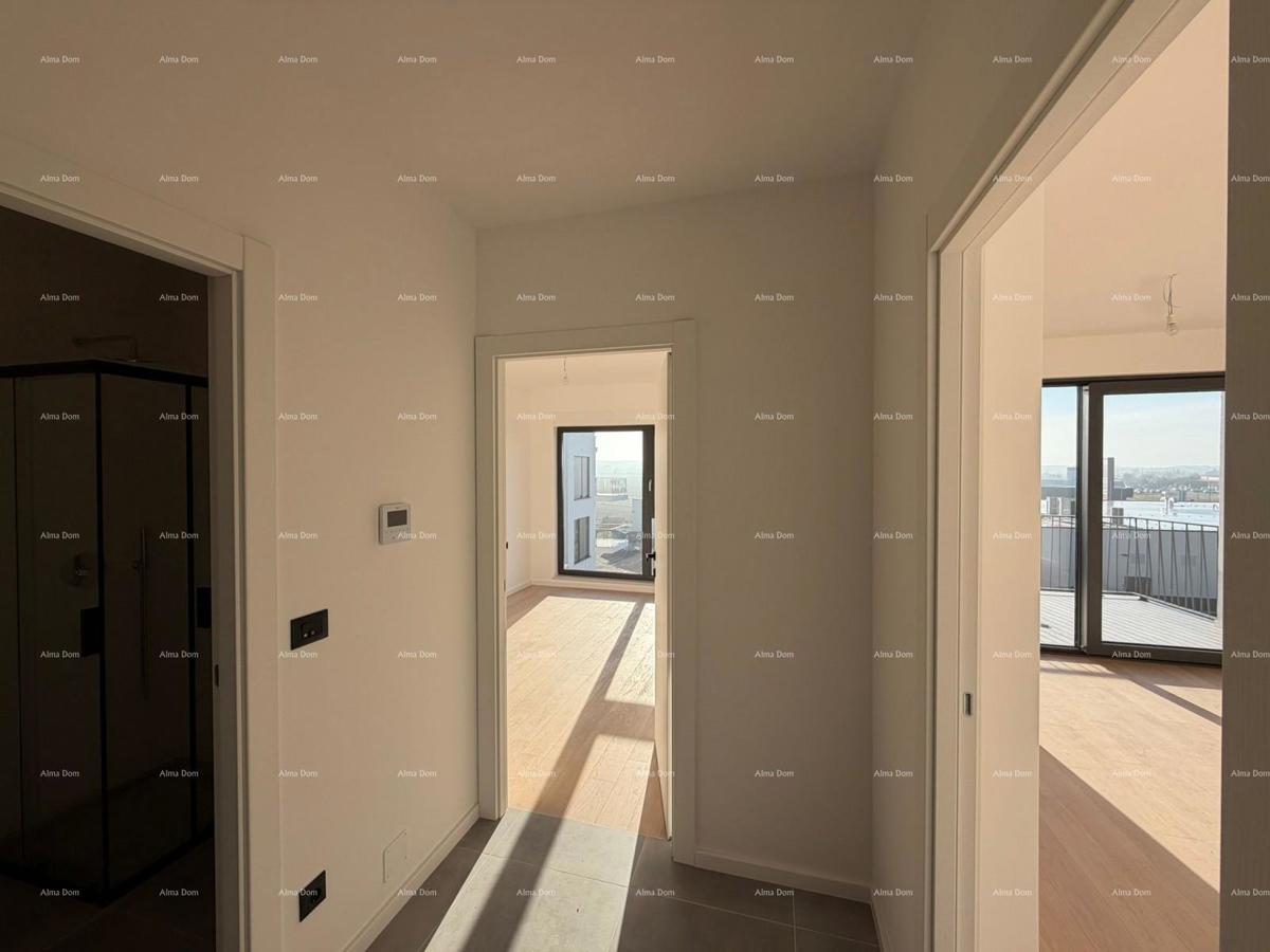 UMAG – Novogradnja! Stan v modernem stanovanjskem kompleksu z dvema parkirnima mestoma, S 3-13