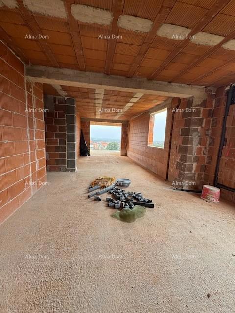 Veli Vrh, veliko stanovanje s 3 spalnicami