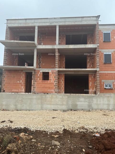 Veli Vrh, veliko stanovanje s 3 spalnicami