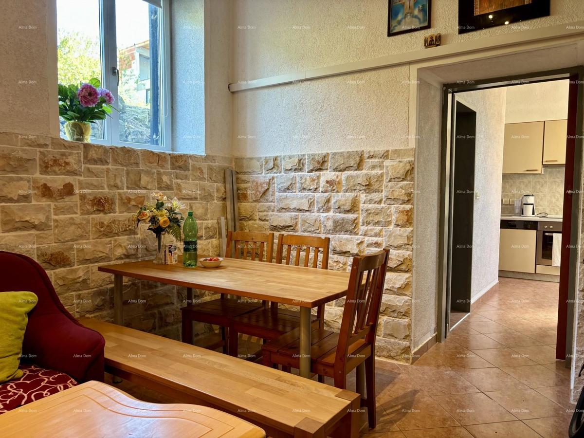 PULA, center – prodaja / stanovanje 55 m² z vrtom in parkirnim mestom