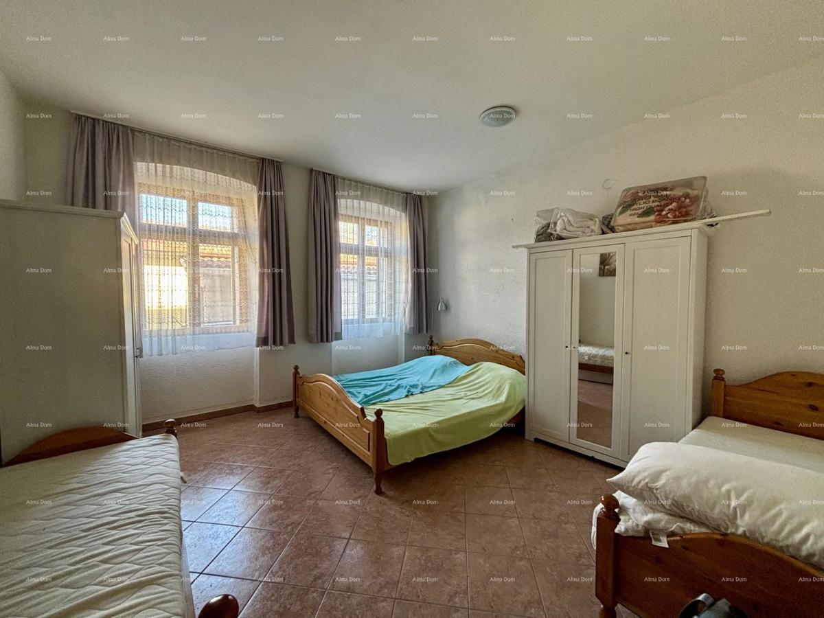 PULA, center – prodaja / stanovanje 55 m² z vrtom in parkirnim mestom