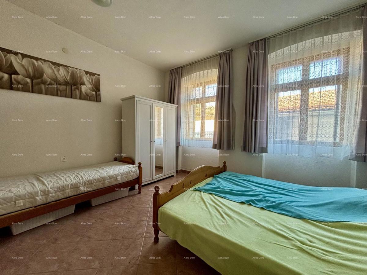 PULA, center – prodaja / stanovanje 55 m² z vrtom in parkirnim mestom