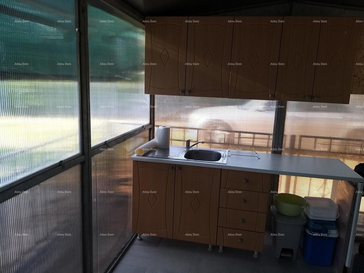 Na prodaj samostojeća hiša v Savudriji – 60 m², 400 m² zemljišča, 200 m od morja