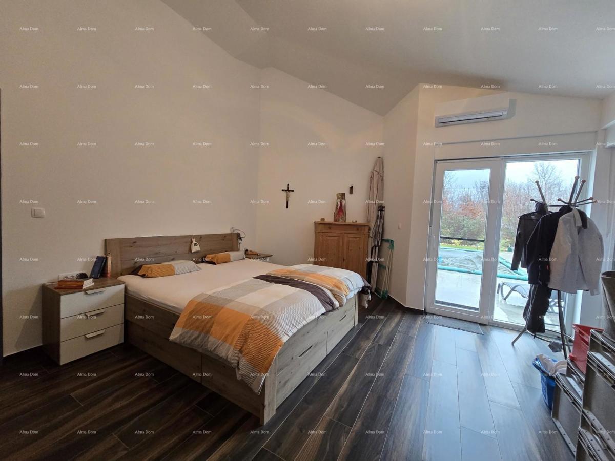 Samostojeća prizemnica s bazenom!