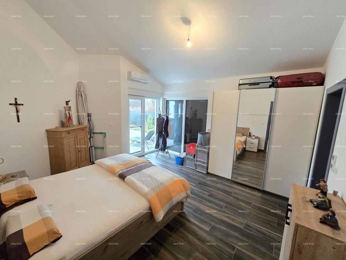 Samostojeća prizemnica s bazenom!