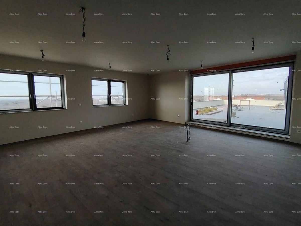 Poreč, Veli Maj, PENTHOUSE S PANORAMSKIM POGLEDOM NA MORJE