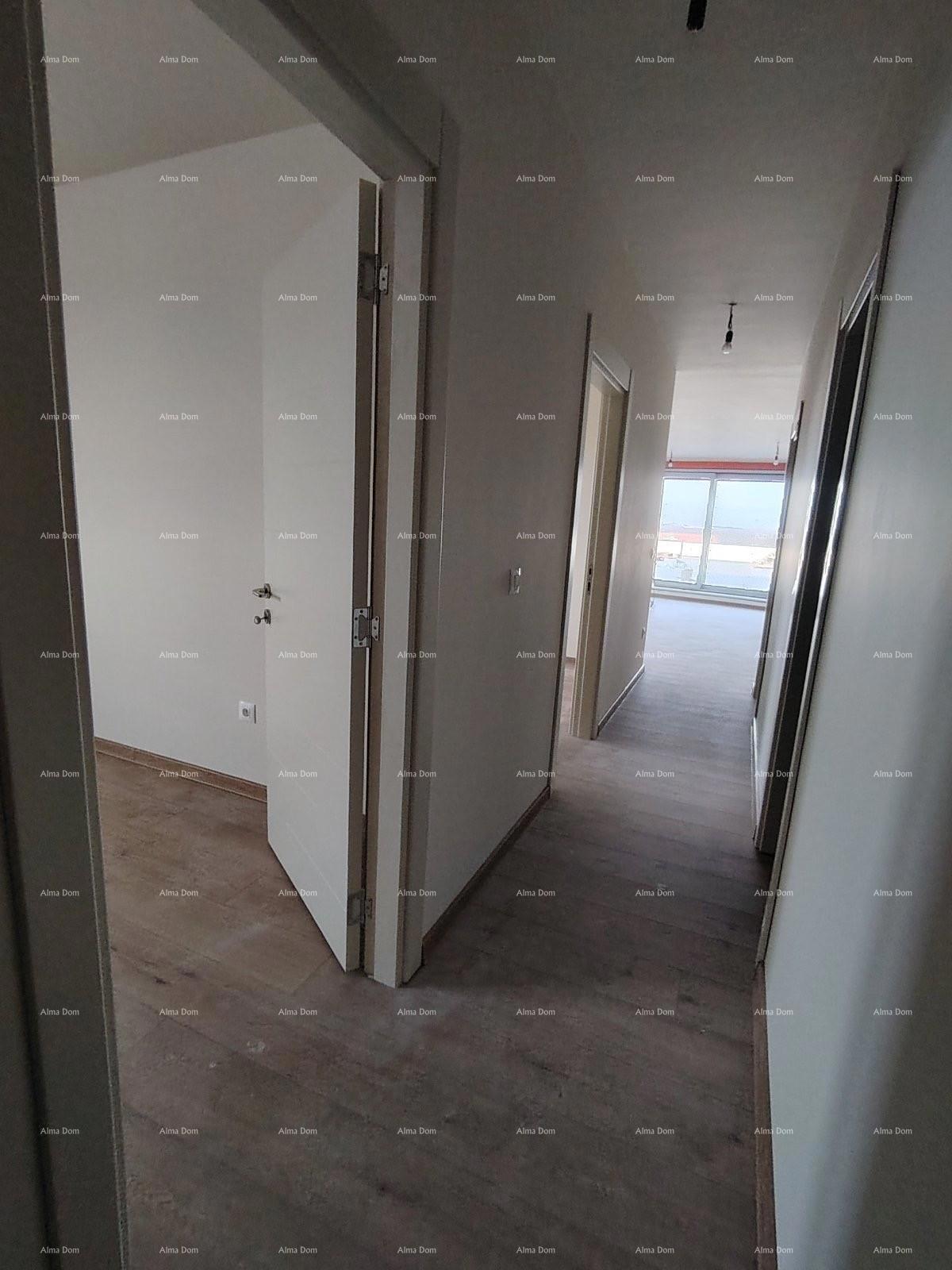 Poreč, Veli Maj, PENTHOUSE S PANORAMSKIM POGLEDOM NA MORJE