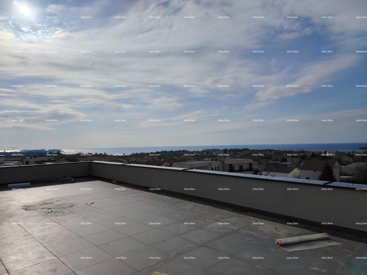 Poreč, Veli Maj, PENTHOUSE S PANORAMSKIM POGLEDOM NA MORJE