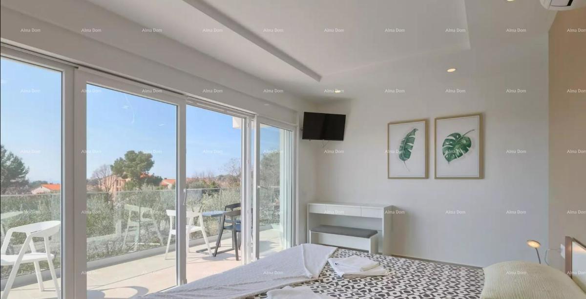 Prekrasna moderna hiša s pogledom na morje - Fažana!