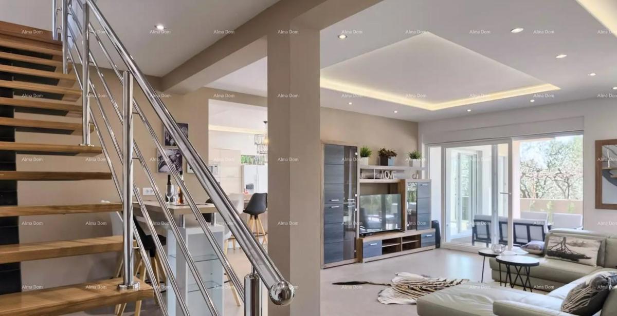 Prekrasna moderna hiša s pogledom na morje - Fažana!