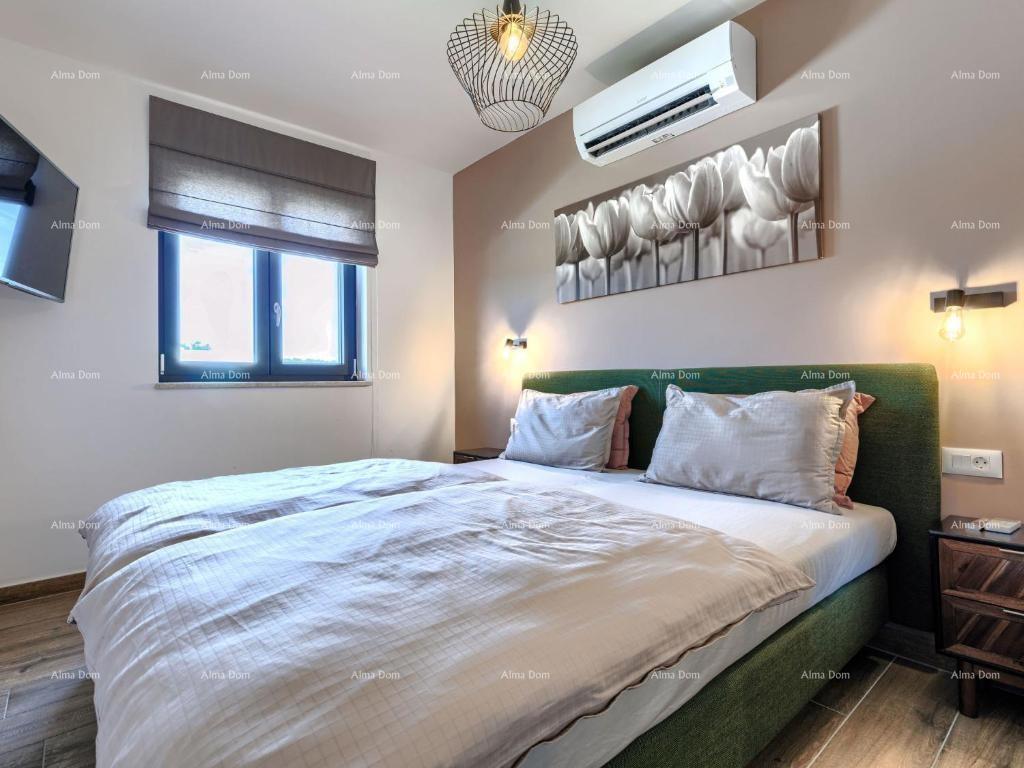 Prodaja luksuzne vile s bazenom u zelenoj oazi u okolici Labina