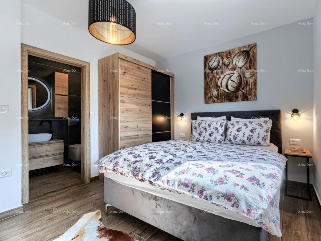 Prodaja luksuzne vile s bazenom u zelenoj oazi u okolici Labina