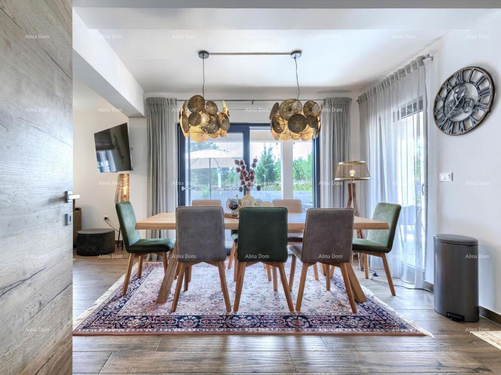 Prodaja luksuzne vile s bazenom u zelenoj oazi u okolici Labina